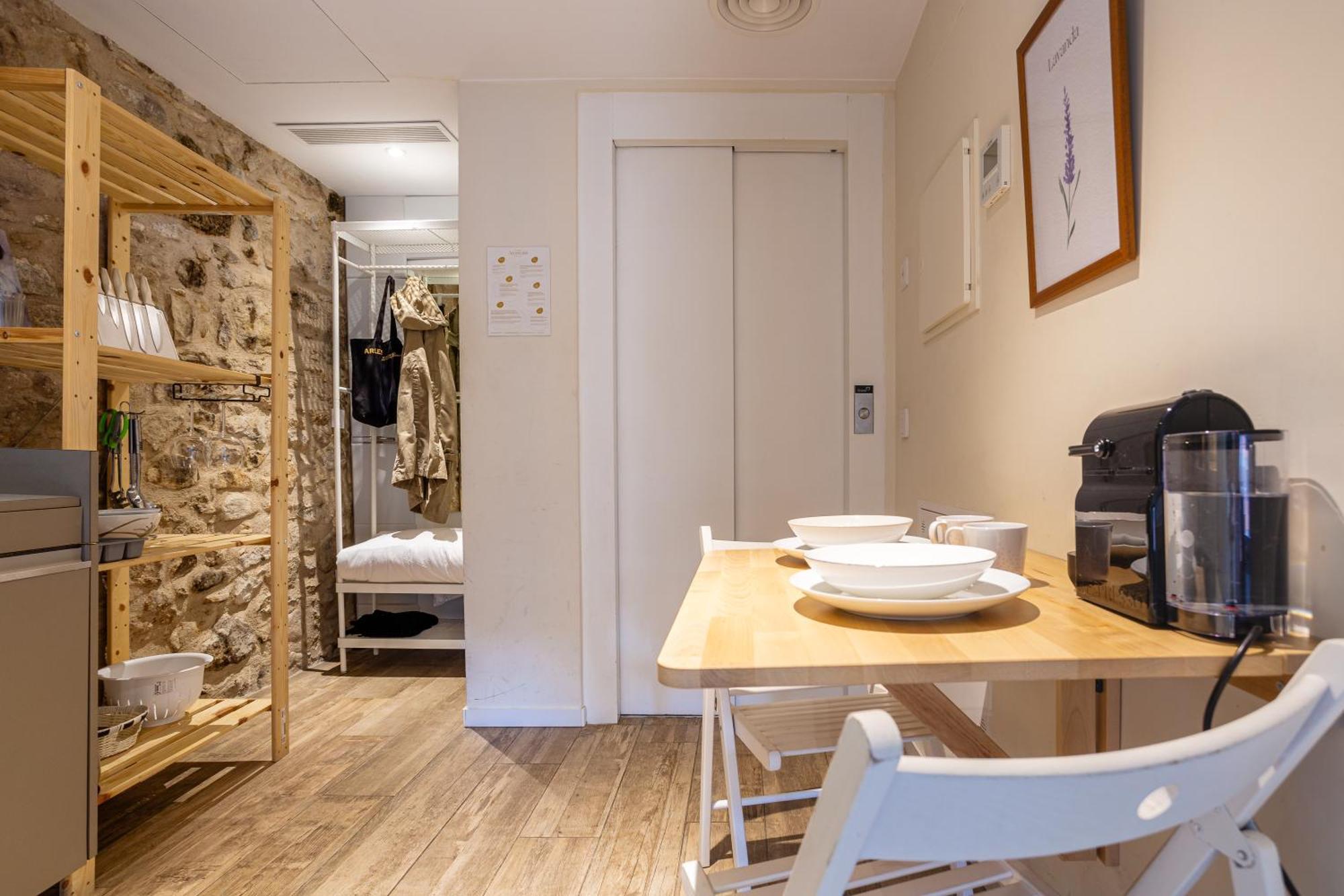 Apt 4 Lavanda 지로나 외부 사진